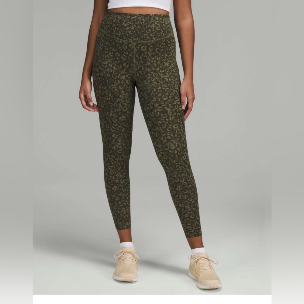 Lululemon Base Pace High-Rise Tight 28" Size 10 - Picture 2 of 11